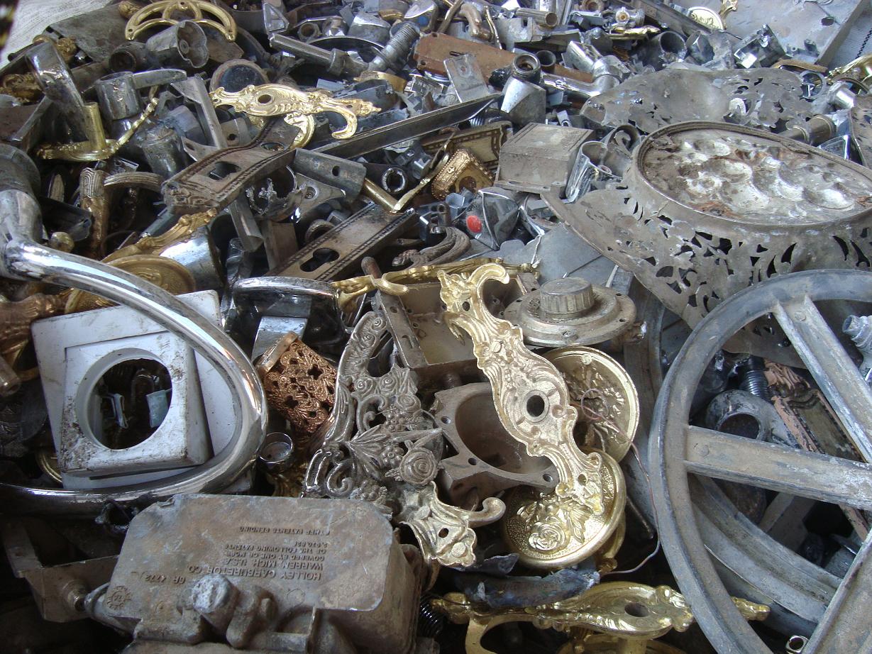 Nevşehir’de Çinko Hurda Alım Hizmeti